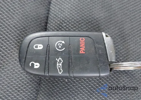 2017 Dodge Charger Sxt Rwd z USA, uszkodzony, nr VIN 2C3CDXHG4HH667077